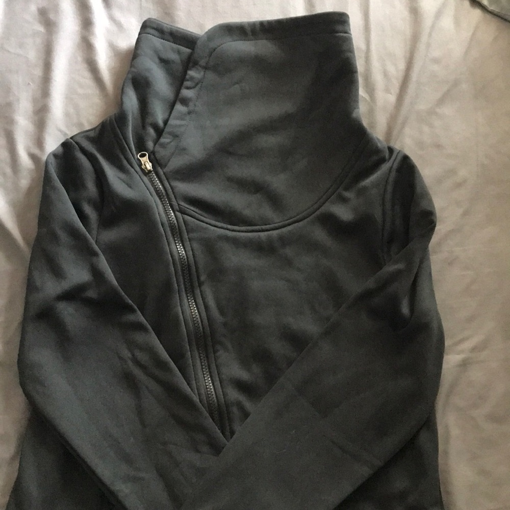 Activewear sweater